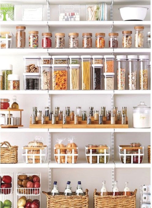 BB1E85B2-26F4-4D75-8499-D6081728DECF